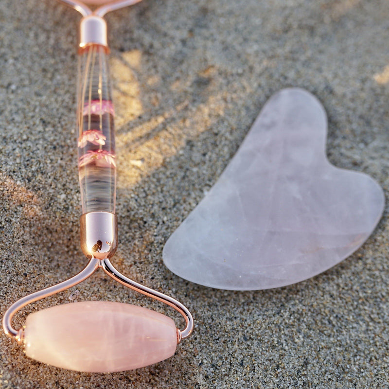 Rose Quartz Facial Gua Sha Face Roller Set - shop.greenmoon